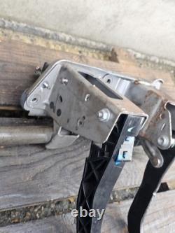 Boîte de Pédale d'Embrayage et de Frein Citroën Dispatch Peugeot Expert 9826423780