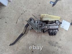 Boîte de pédales manuelle RHD Jaguar XJS avec système Teves ultérieur, pédale d'embrayage manquante