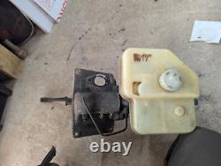 Boîte de pédales manuelle RHD Jaguar XJS avec système Teves ultérieur, pédale d'embrayage manquante