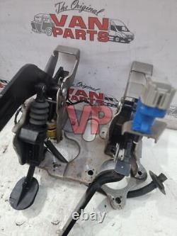Boîtier de pédale de frein d'embrayage Ford Transit Custom (13 18) BK212450AG