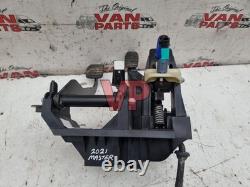 Cylindre maître d'embrayage et ensemble de boîte de pédale de frein Master Movano 2021 8200672372