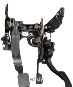 Ensemble complet de boîte de pédale de frein et d'embrayage Oe Vauxhall Astra J Cascada 39032853