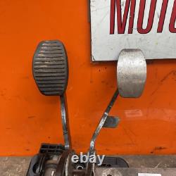 Ensemble de boîte à pédales de frein et d'embrayage Ford KA 51820457 AAAA 1.2 2008-2016 Ref 54