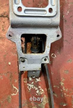 Ensemble de boîte à pédales de frein et d'embrayage VW T25 T3 Volkswagen RHD 251721111B