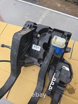 Ensemble de boîte de pédale d'embrayage et de frein Boxer Relay Ducato (14-19) 2582502002