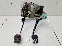 Ensemble de boîte de pédale d'embrayage et de frein Ford Transit MK8 2018 GK2T-2B325-HA