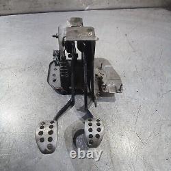 Ensemble de boîte de pédales de frein et d'embrayage Peugeot RCZ GT THP 2009-2015 incluant les patins de pédale