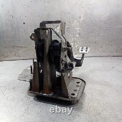 Ensemble de boîte de pédales de frein et d'embrayage Peugeot RCZ GT THP 2009-2015 incluant les patins de pédale