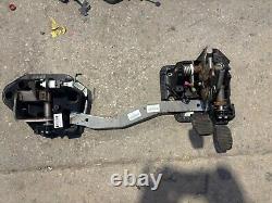 Ensemble de pédales de boîte de frein et d'embrayage Ford Ka Mk2 5 vitesses manuelles 51859239