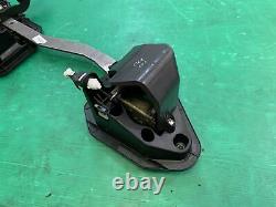 Ford Ka Mk2 Frein Et Embrayage Pedals Box Assemblage 1.2 1.25 Essence 2009-2016