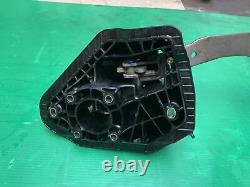 Ford Ka Mk2 Frein Et Embrayage Pedals Box Assemblage 1.2 1.25 Essence 2009-2016