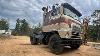 Fuir Detroit Diesel 671 International Cab Over De Retour Sur La Route