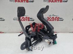 Maître Movano NV400 Boîte à Pédales avec Cylindre Maître d'Embrayage (2010-Présent) 8200672371