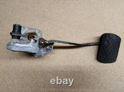 Mercedes W123 Embrayage / Bracket D'assemblage De Pédale De Frein 1232940501