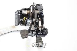 Pédale de frein et boîtier de pédale d'embrayage de la FORD KA 1.2 de 2014