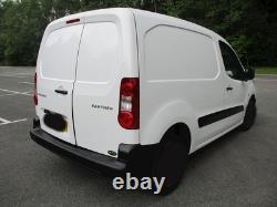 Peugeot Partner Boîte à Pédales de Frein et d'Embrayage 84PAVJ411835D Mk2 1.6 Diesel 2008-18B