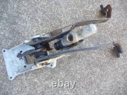 VW T25 T3 Boîte de Pédale de Frein Servodirection Hydraulique Contrôles 251721111B
