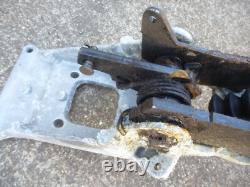 VW T25 T3 Boîte de Pédale de Frein Servodirection Hydraulique Contrôles 251721111B