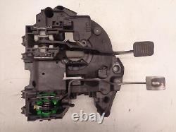 Vauxhall Corsa E 2015- Sur Boîtier de pédale de frein et d'embrayage 39080258