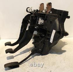 Vauxhall Meriva B (2010-15) Boîtier de pédale d'embrayage / de frein / d'accélérateur 132528765